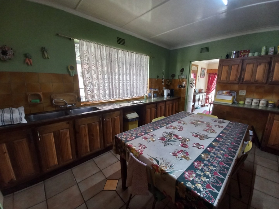 3 Bedroom Property for Sale in Dunnottar Gauteng