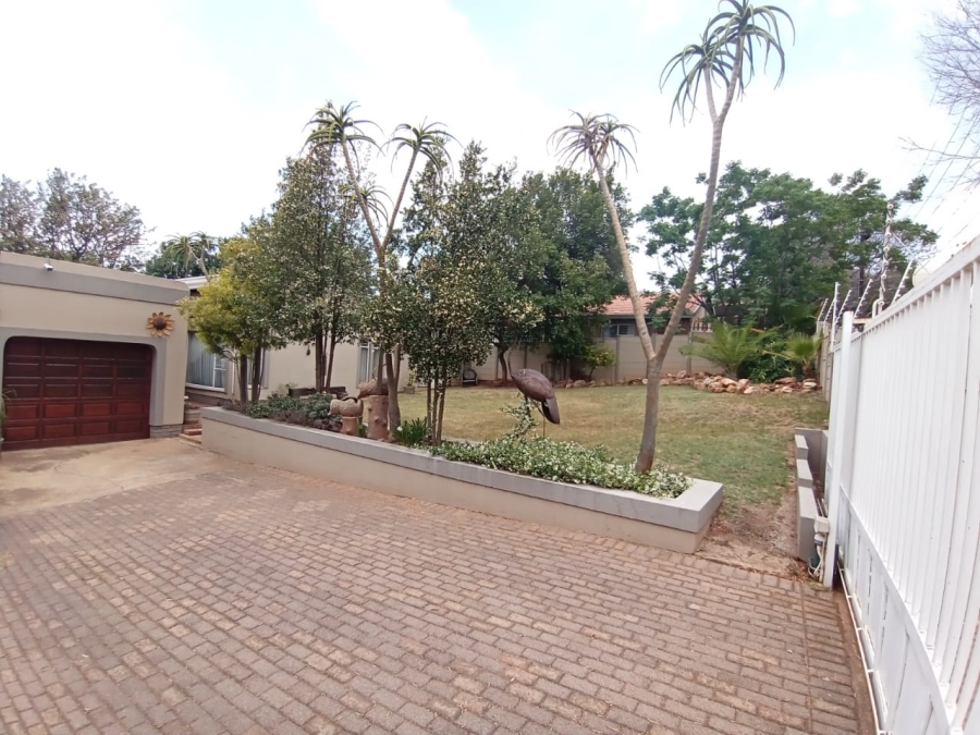 4 Bedroom Property for Sale in Noordheuwel Gauteng