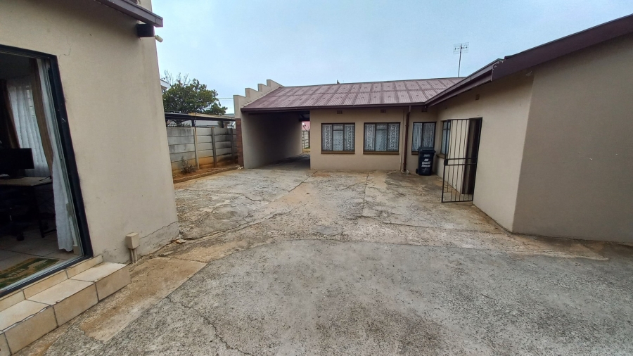 3 Bedroom Property for Sale in Mindalore Gauteng