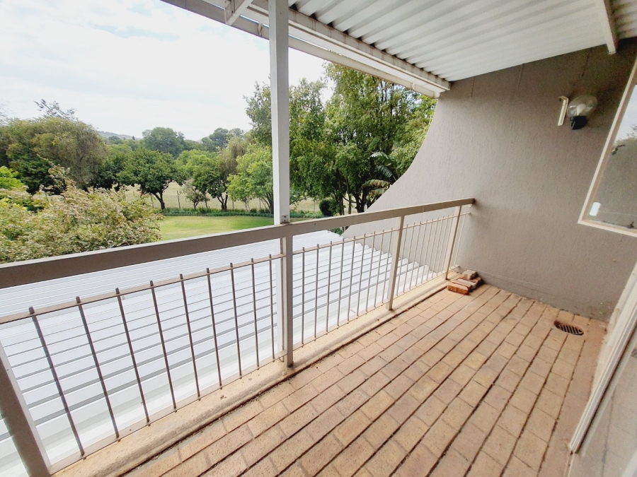 To Let 1 Bedroom Property for Rent in Faerie Glen Gauteng