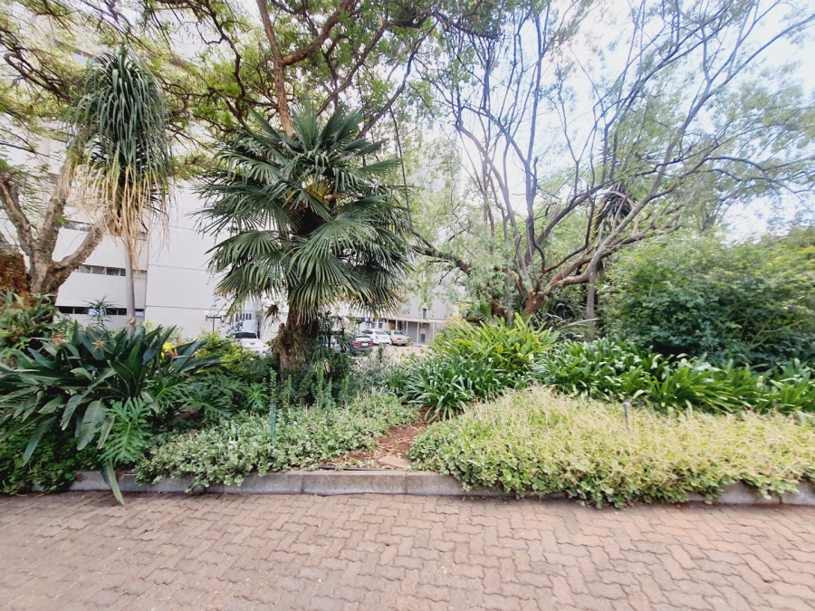 To Let 1 Bedroom Property for Rent in Faerie Glen Gauteng