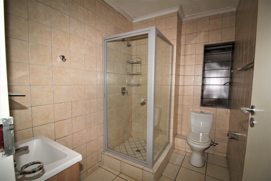 To Let 2 Bedroom Property for Rent in Valhalla Gauteng