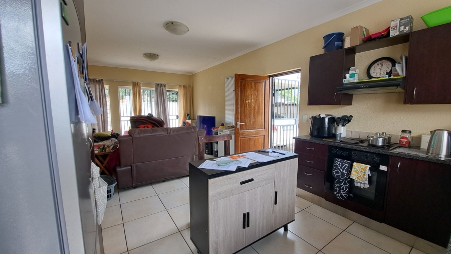 2 Bedroom Property for Sale in Amorosa Gauteng