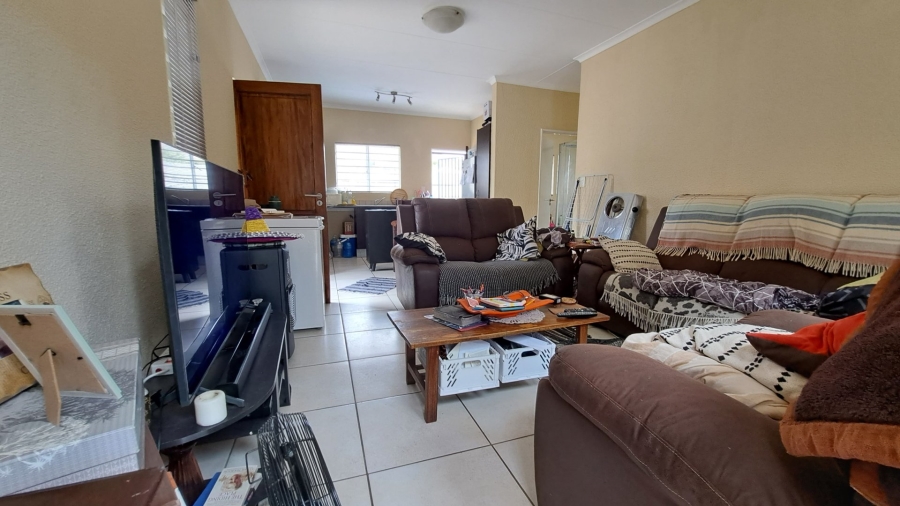 2 Bedroom Property for Sale in Amorosa Gauteng