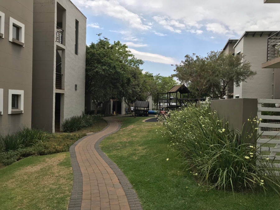 2 Bedroom Property for Sale in The Paddocks Gauteng