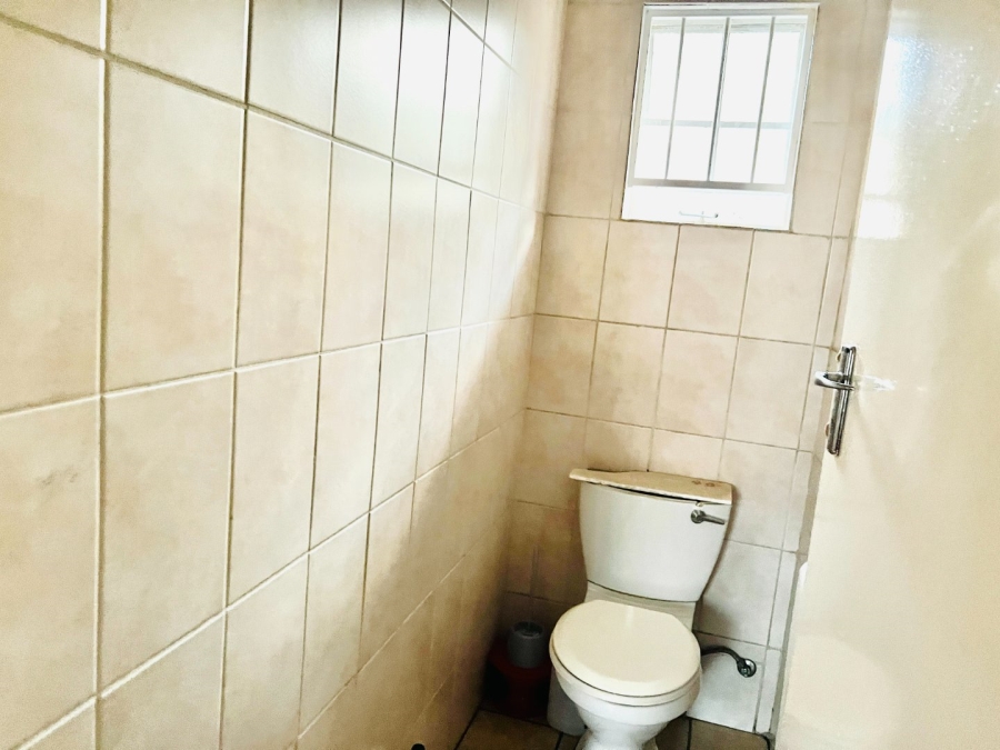 3 Bedroom Property for Sale in Garsfontein Gauteng