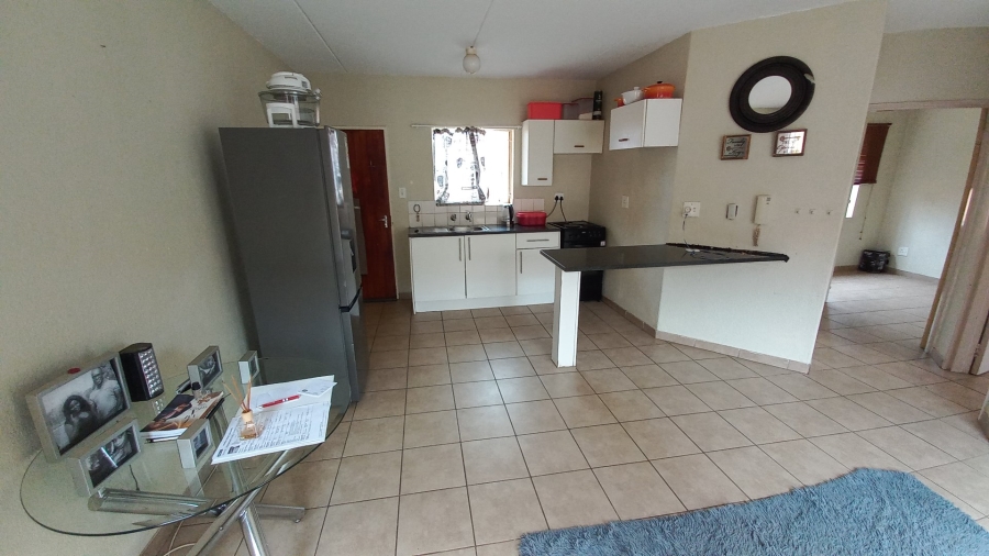 2 Bedroom Property for Sale in Groblerpark Gauteng