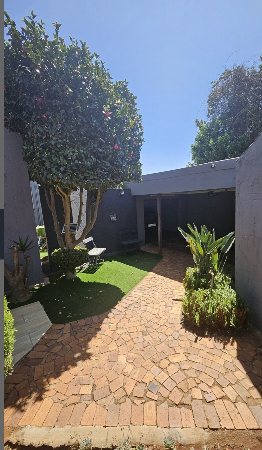 5 Bedroom Property for Sale in Sophiatown Gauteng