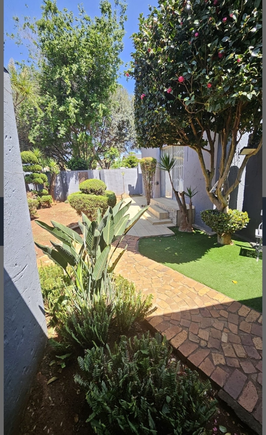 5 Bedroom Property for Sale in Sophiatown Gauteng