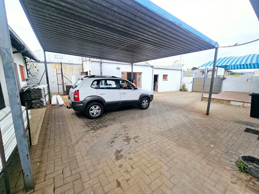 To Let commercial Property for Rent in Edenvale Central Gauteng