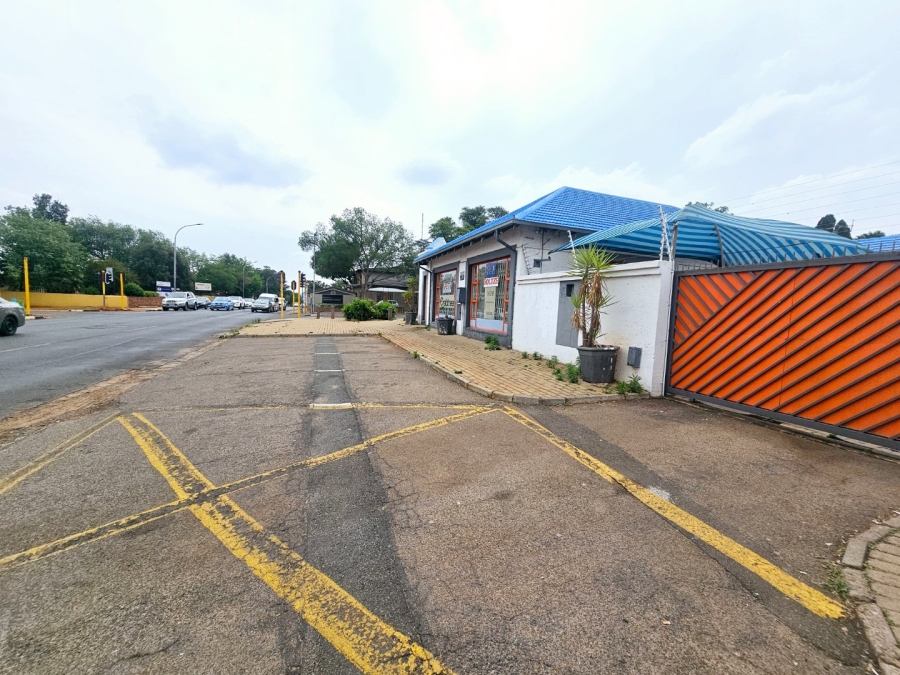 To Let commercial Property for Rent in Edenvale Central Gauteng