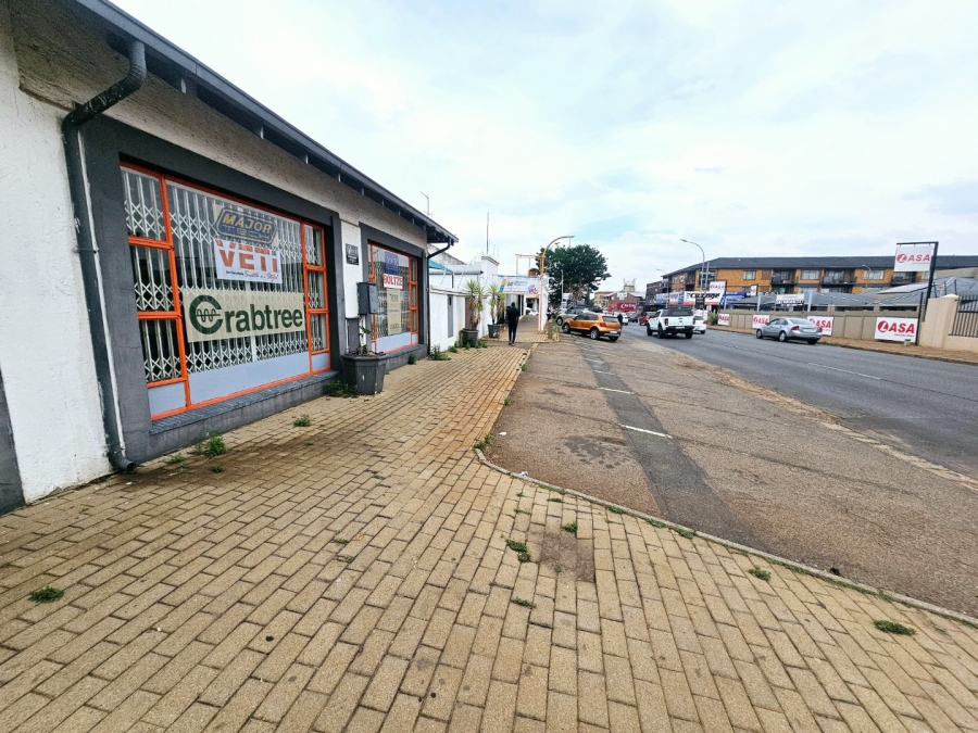 To Let commercial Property for Rent in Edenvale Central Gauteng