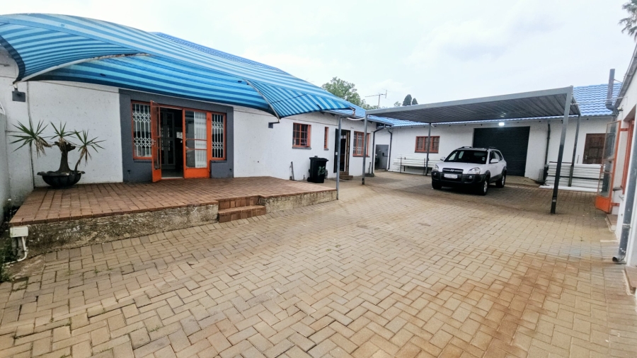 To Let commercial Property for Rent in Edenvale Central Gauteng