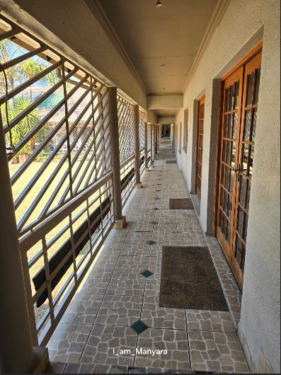 5 Bedroom Property for Sale in Van Riebeeck Park Gauteng