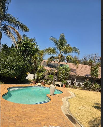 5 Bedroom Property for Sale in Van Riebeeck Park Gauteng