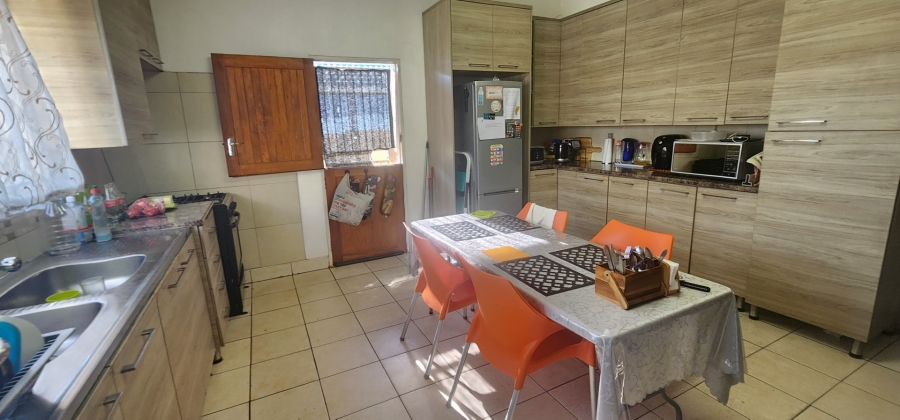 To Let 3 Bedroom Property for Rent in Erasmia Gauteng