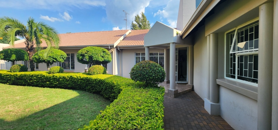 4 Bedroom Property for Sale in Erasmia Gauteng