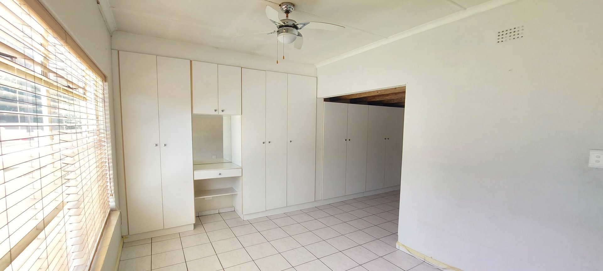 To Let 3 Bedroom Property for Rent in Mondeor Gauteng
