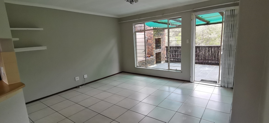 2 Bedroom Property for Sale in Sonneglans Gauteng