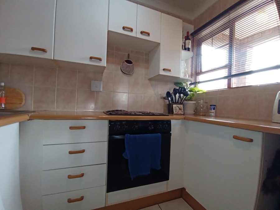 3 Bedroom Property for Sale in Rangeview Gauteng