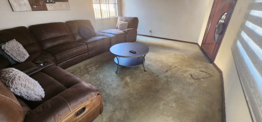 To Let 4 Bedroom Property for Rent in Laudium Gauteng