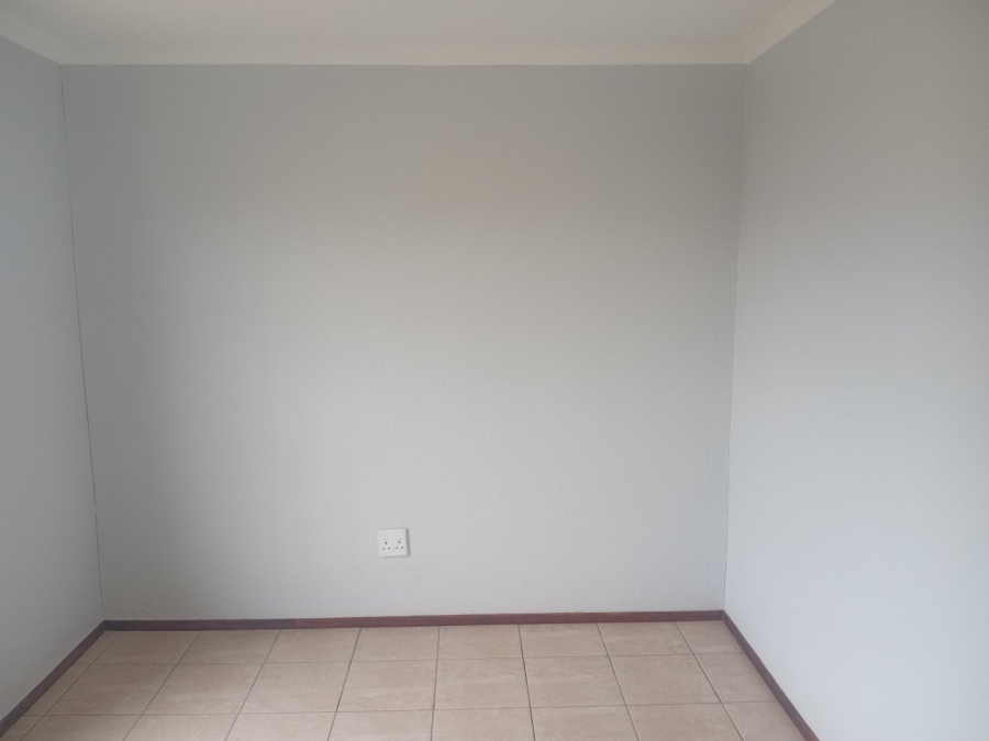 To Let  Bedroom Property for Rent in Cosmo City Gauteng