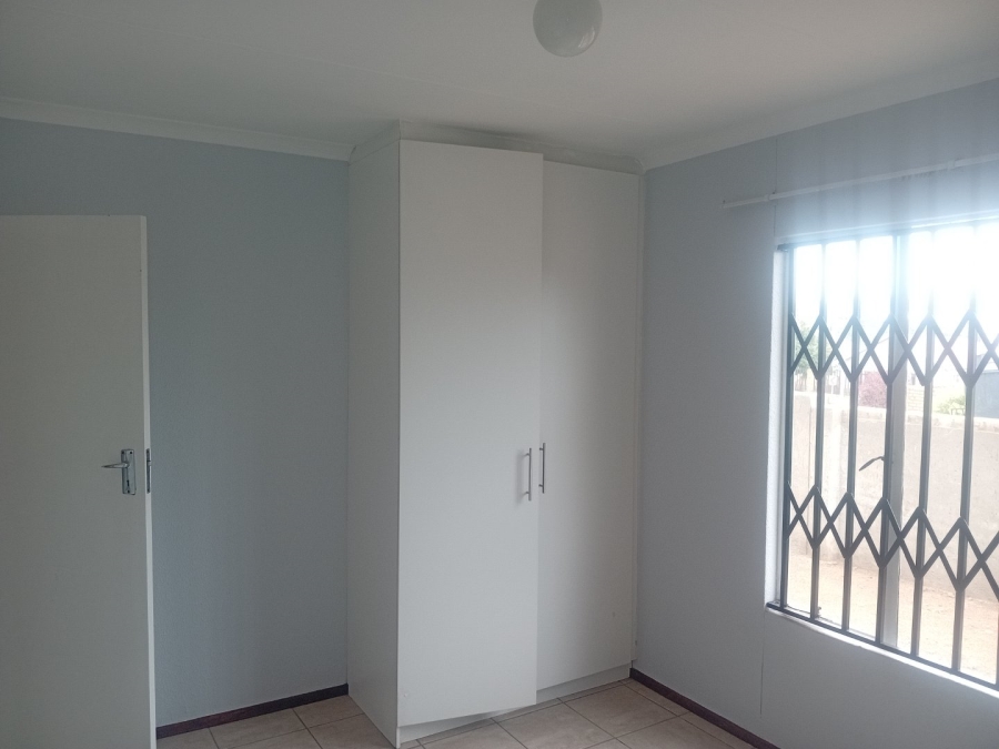 To Let  Bedroom Property for Rent in Cosmo City Gauteng