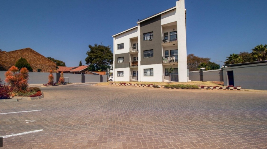 2 Bedroom Property for Sale in Rietvalleipark Gauteng