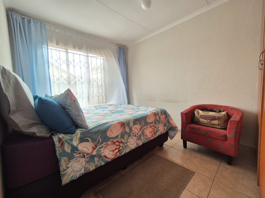 2 Bedroom Property for Sale in Roodekop Gauteng