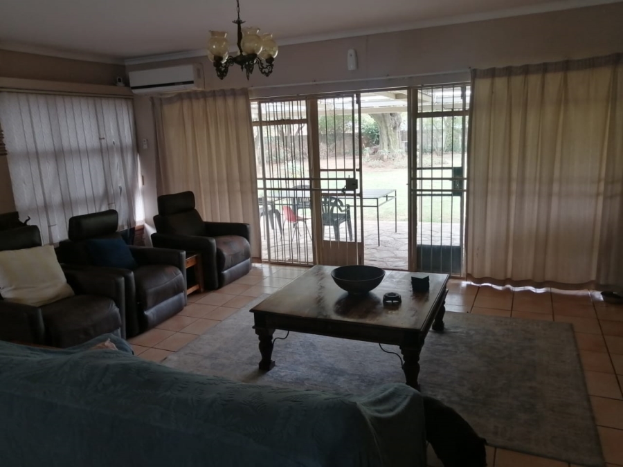 3 Bedroom Property for Sale in Selcourt Gauteng