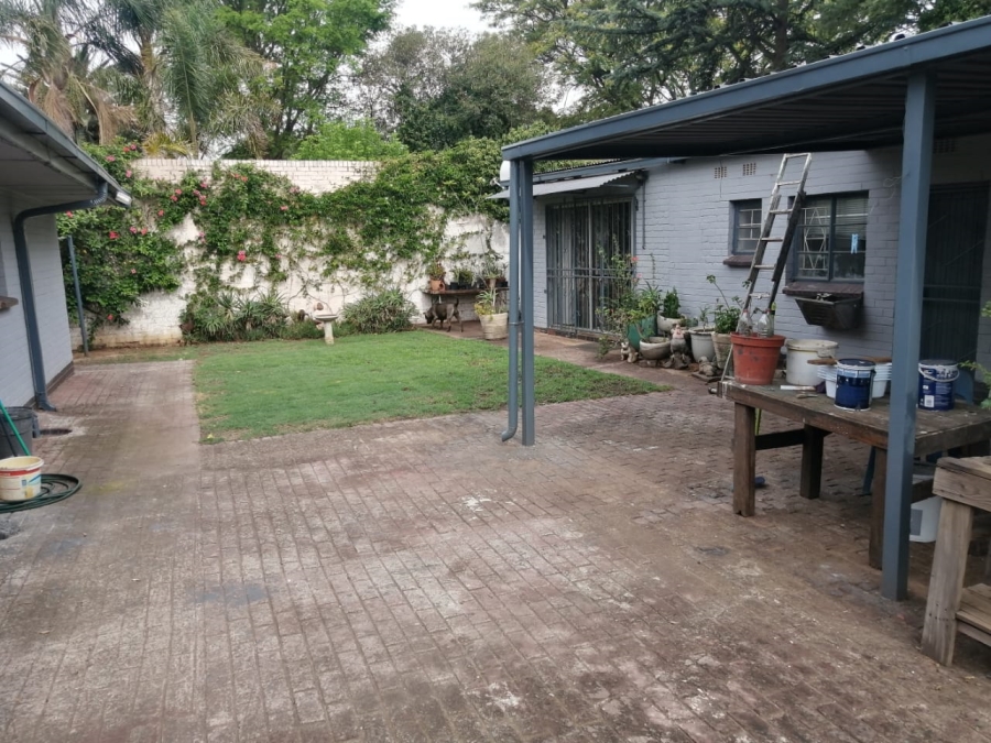 3 Bedroom Property for Sale in Selcourt Gauteng