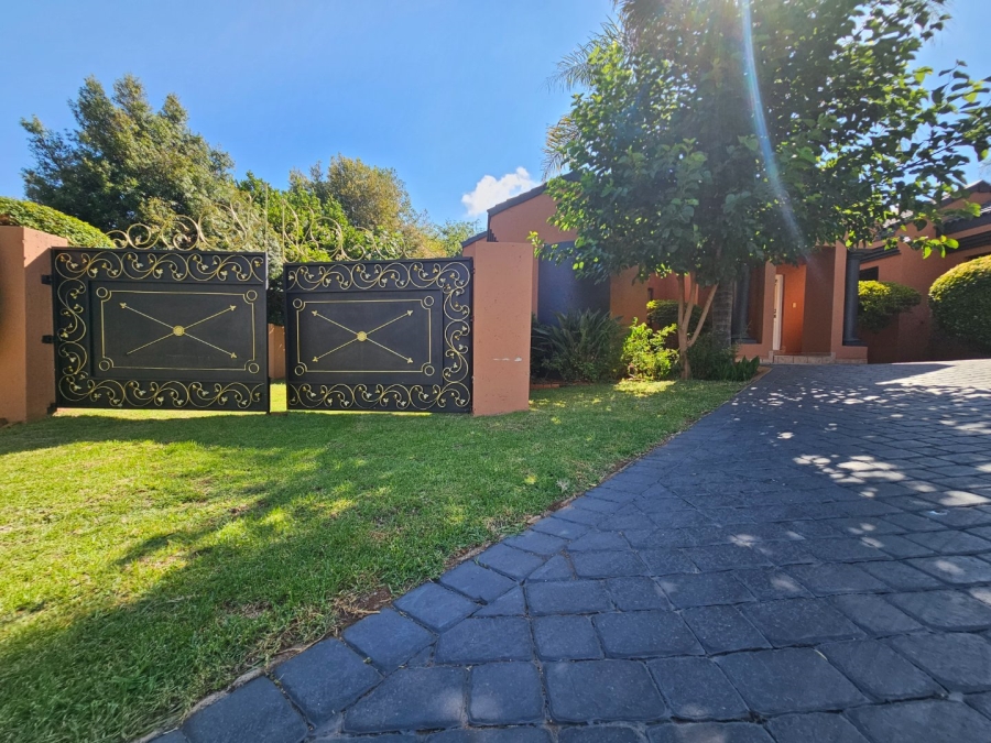 To Let 3 Bedroom Property for Rent in Eldoglen Gauteng