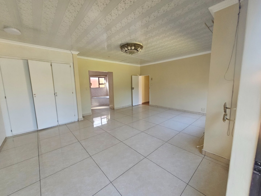 To Let 3 Bedroom Property for Rent in Eldoglen Gauteng