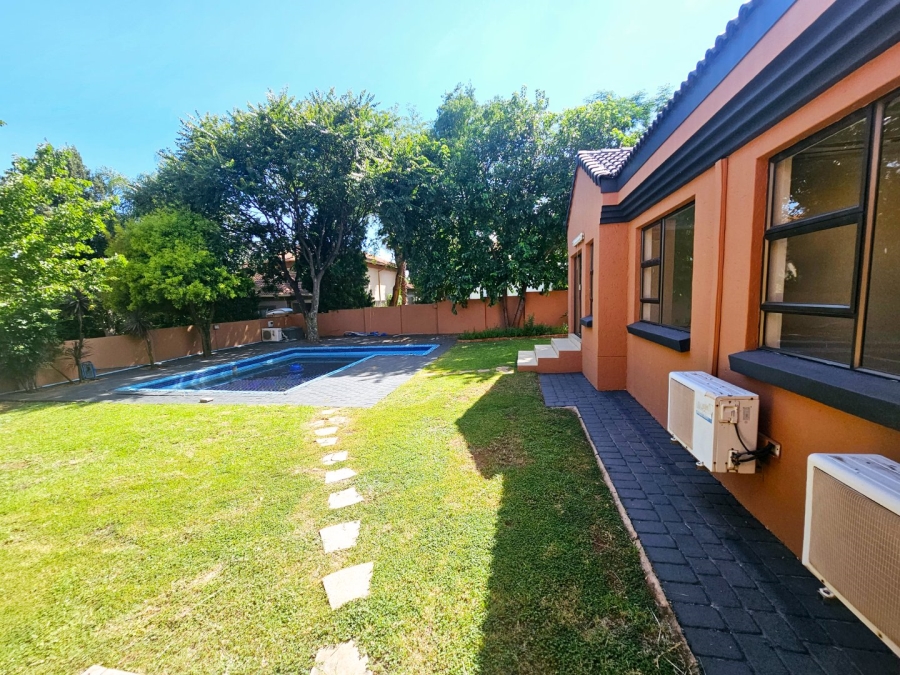 To Let 3 Bedroom Property for Rent in Eldoglen Gauteng