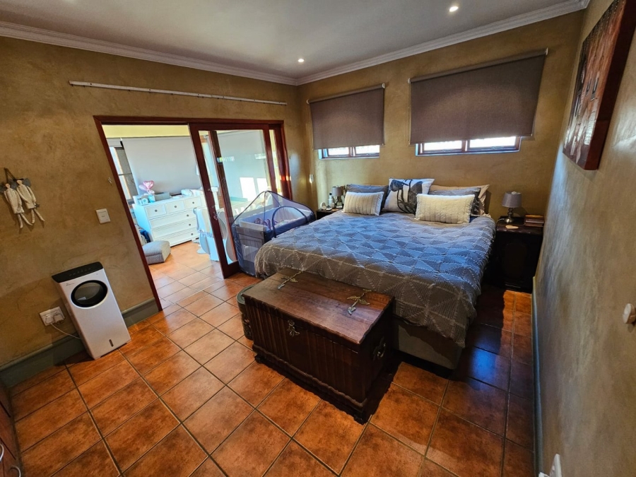 3 Bedroom Property for Sale in Boardwalk Gauteng