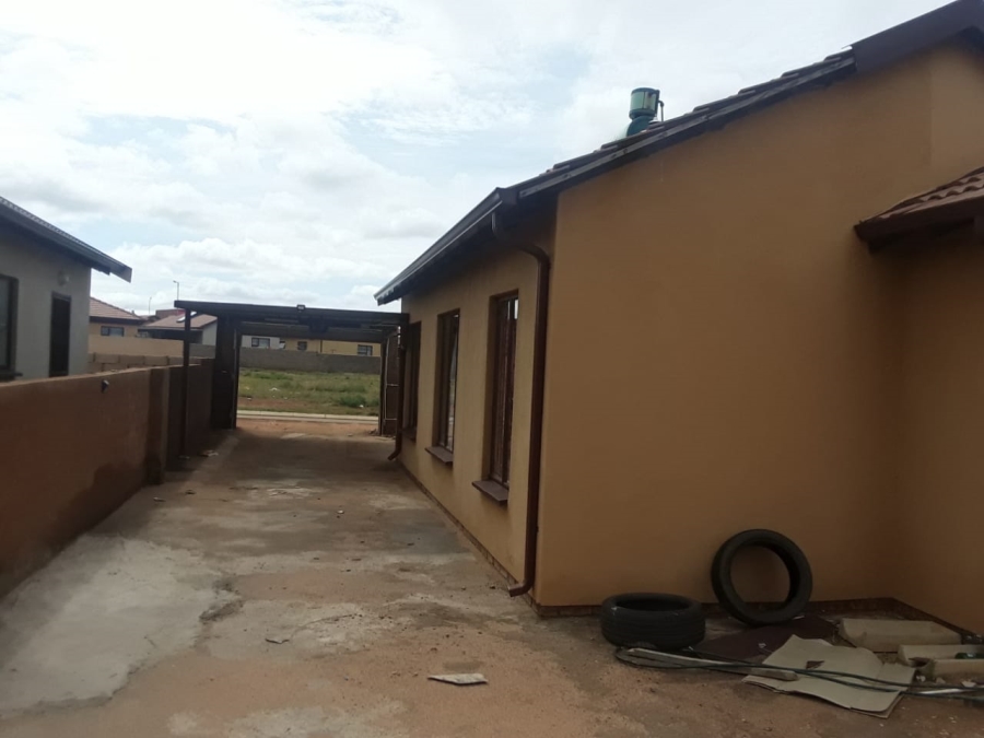 To Let 3 Bedroom Property for Rent in Soshanguve VV Gauteng