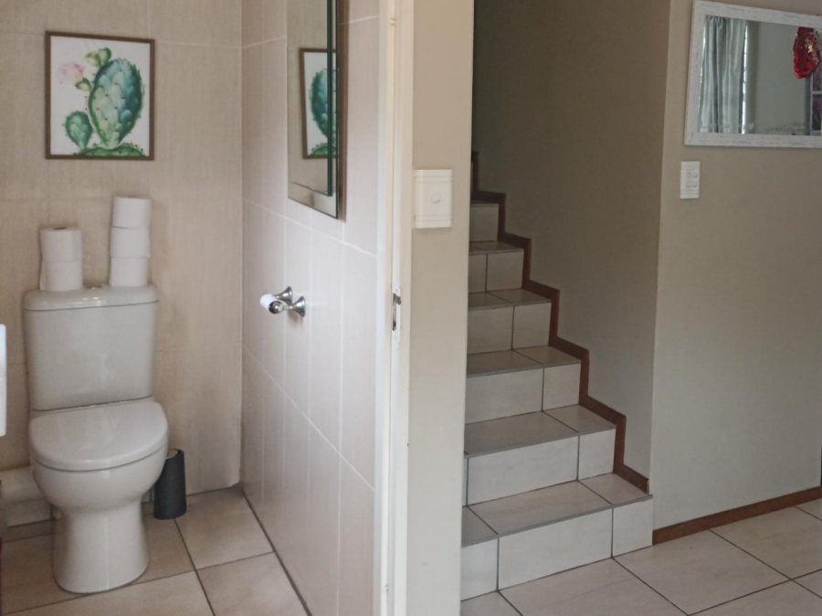 To Let 2 Bedroom Property for Rent in Sharonlea Gauteng