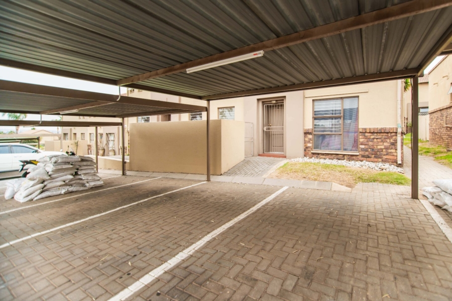 3 Bedroom Property for Sale in Dowerglen Ext 4 Gauteng