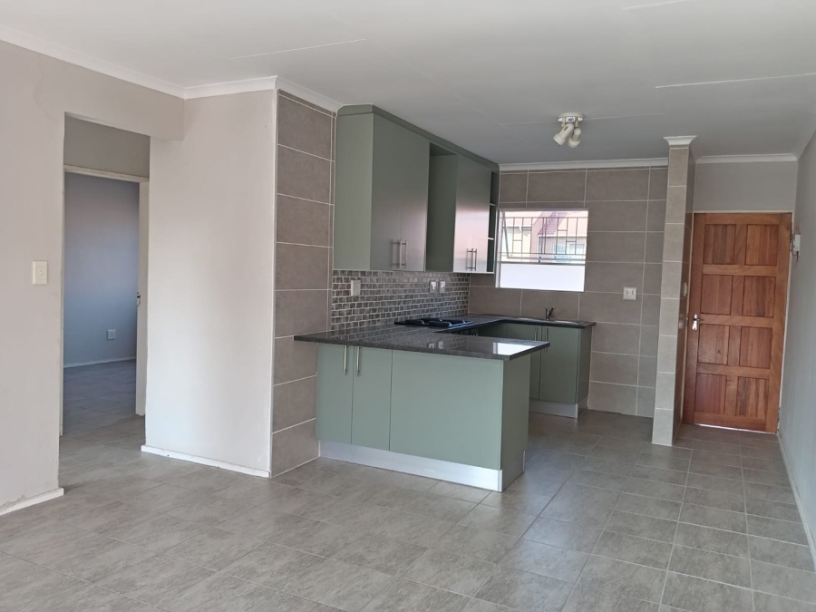 To Let 2 Bedroom Property for Rent in Vorna Valley Gauteng