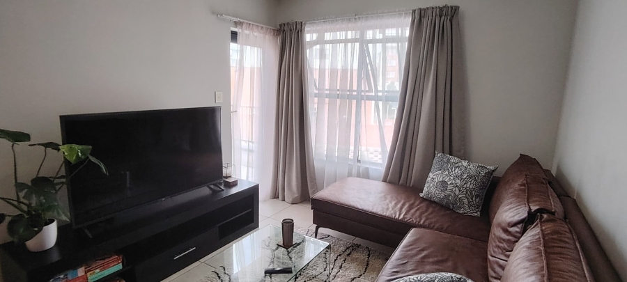 To Let 1 Bedroom Property for Rent in Oakdene Gauteng