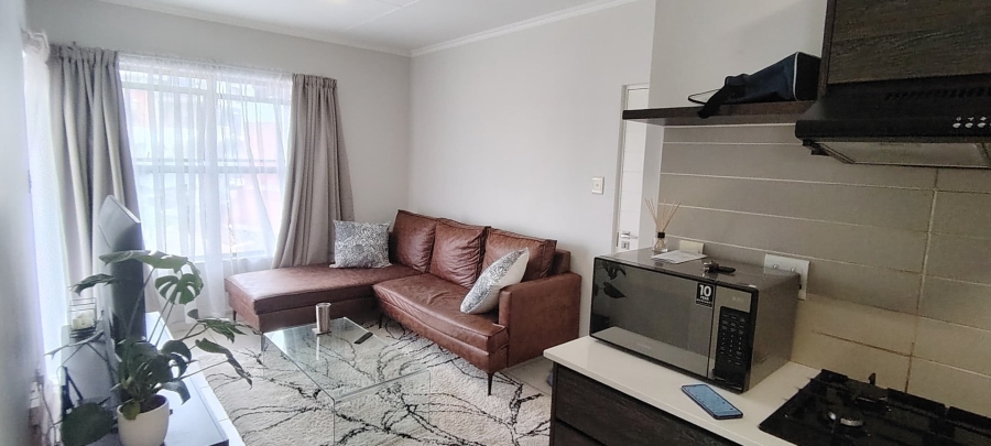 To Let 1 Bedroom Property for Rent in Oakdene Gauteng