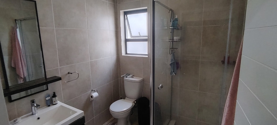 To Let 1 Bedroom Property for Rent in Oakdene Gauteng