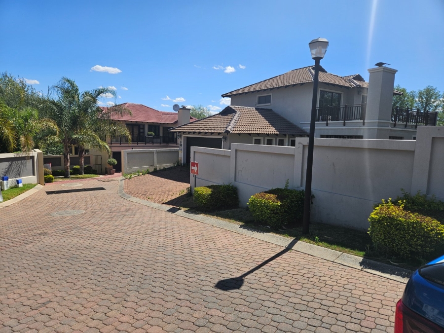 4 Bedroom Property for Sale in Craigavon Gauteng