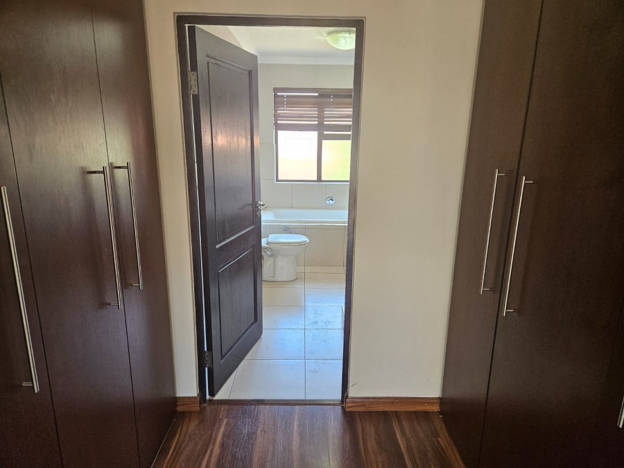 4 Bedroom Property for Sale in Craigavon Gauteng