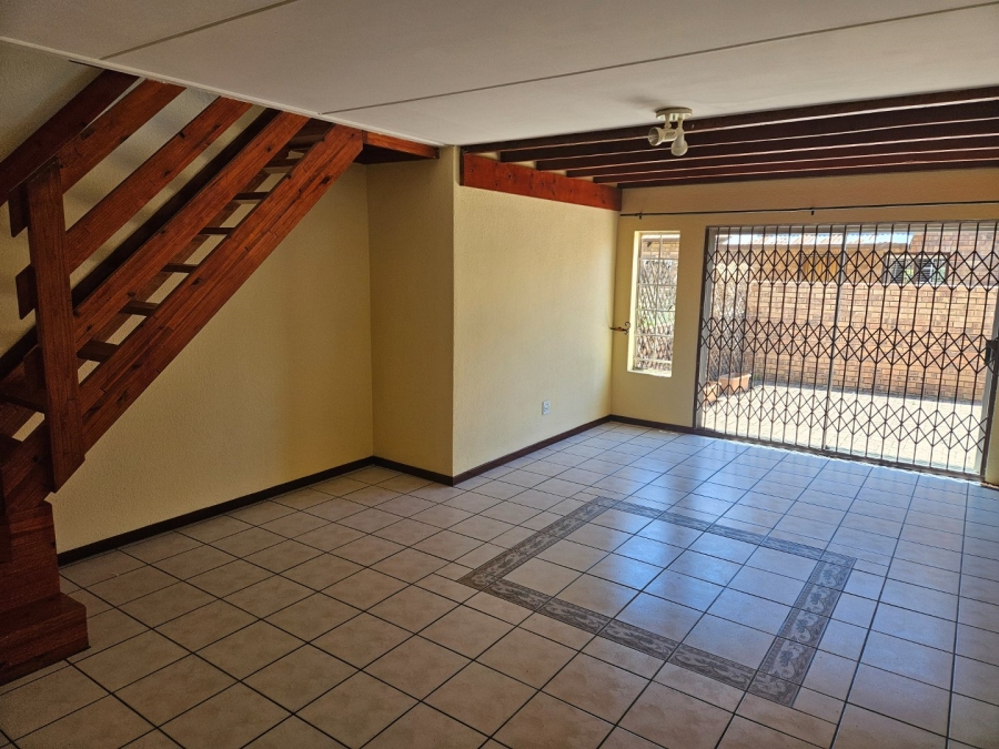 3 Bedroom Property for Sale in Weltevreden Park Gauteng