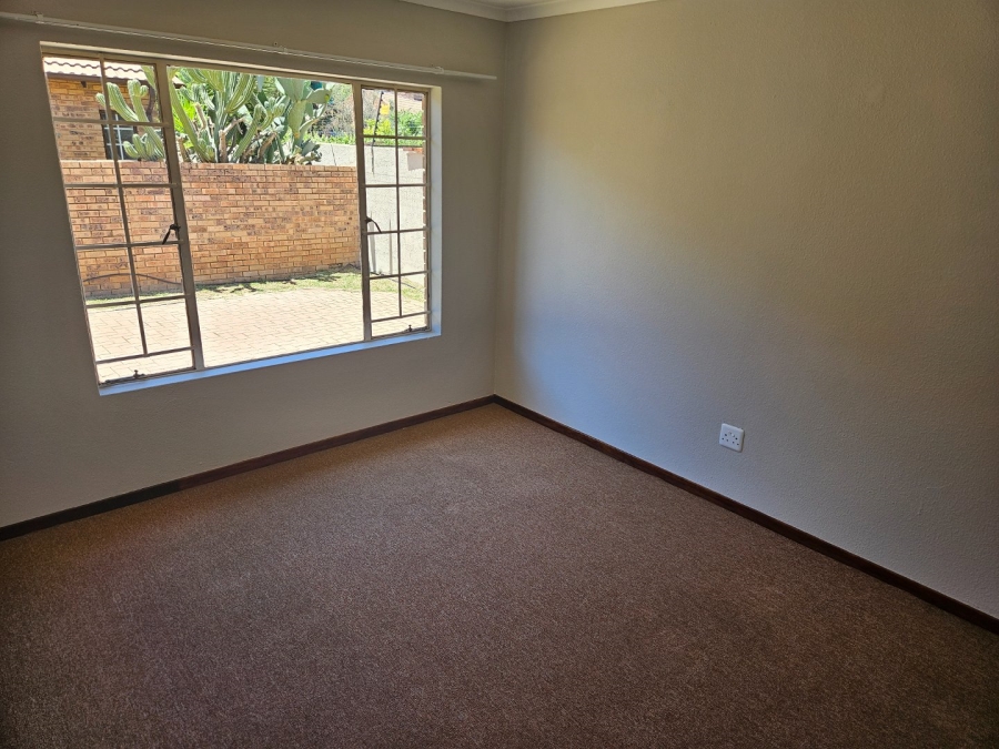 3 Bedroom Property for Sale in Weltevreden Park Gauteng