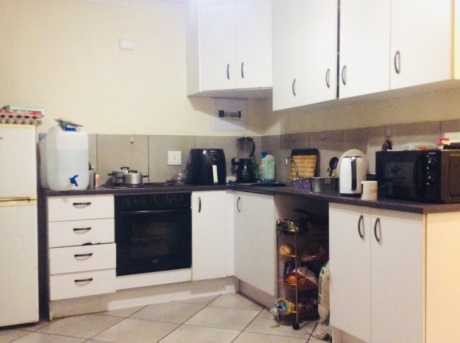 To Let 1 Bedroom Property for Rent in Albertsdal Gauteng