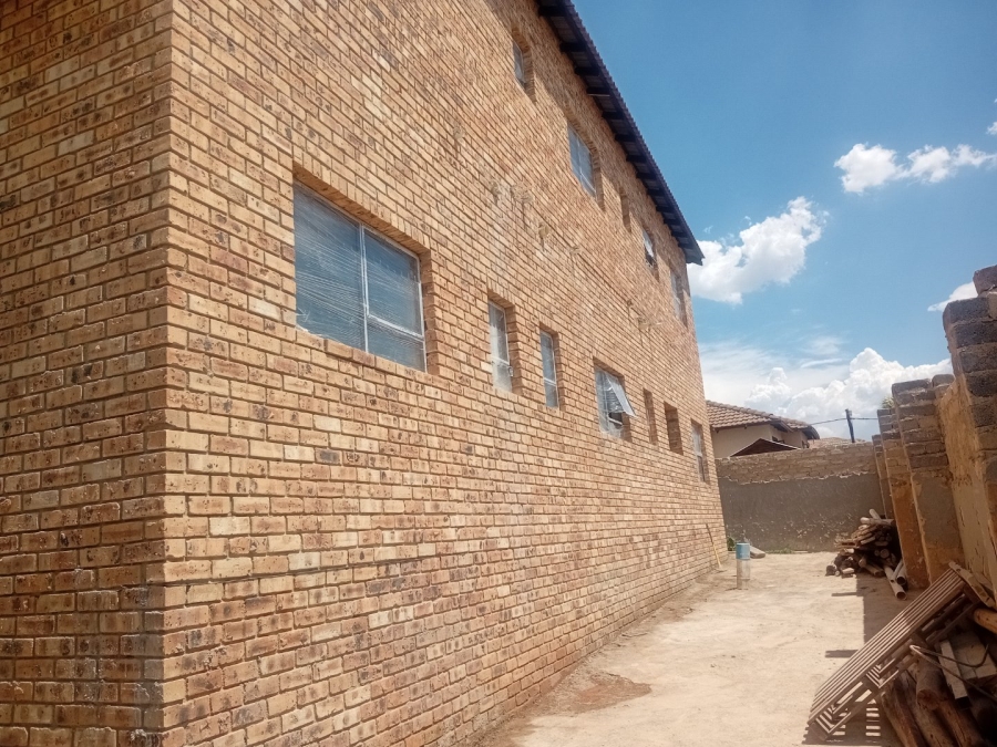 10 Bedroom Property for Sale in Cosmo City Gauteng