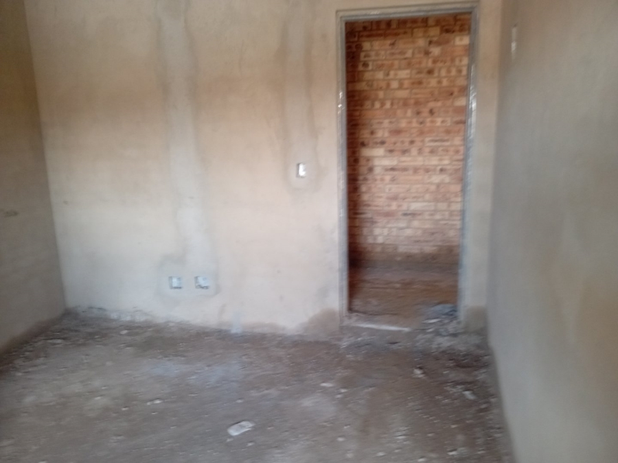 10 Bedroom Property for Sale in Cosmo City Gauteng