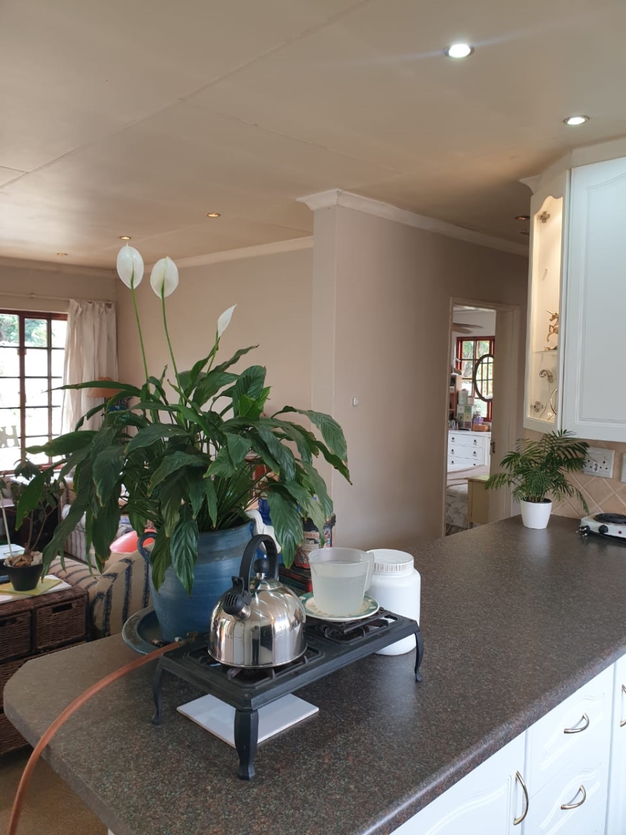 6 Bedroom Property for Sale in Lombardy East Gauteng